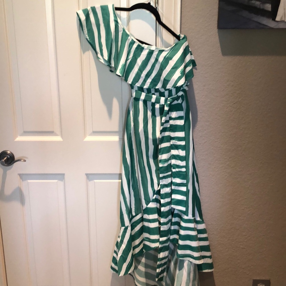 Off shoulder summer dress